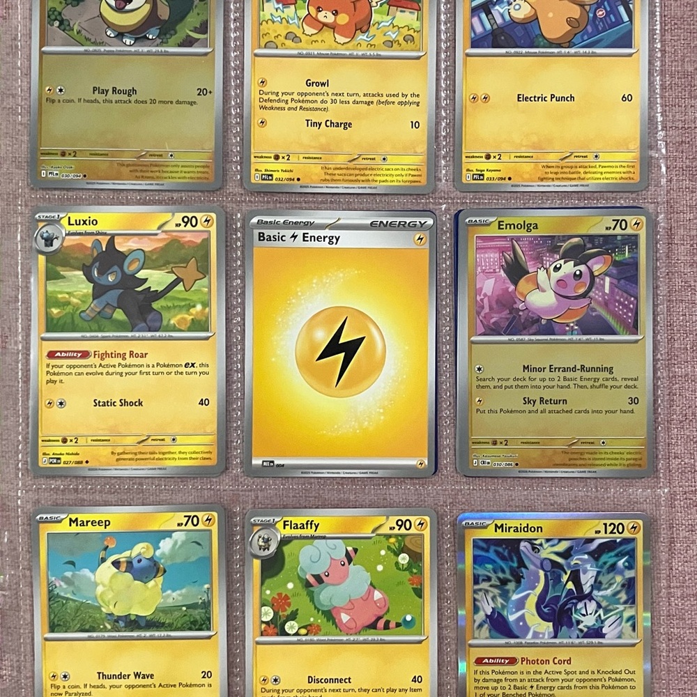 10x Mega Evolution Electric Type Pokémon Cards ⚡️